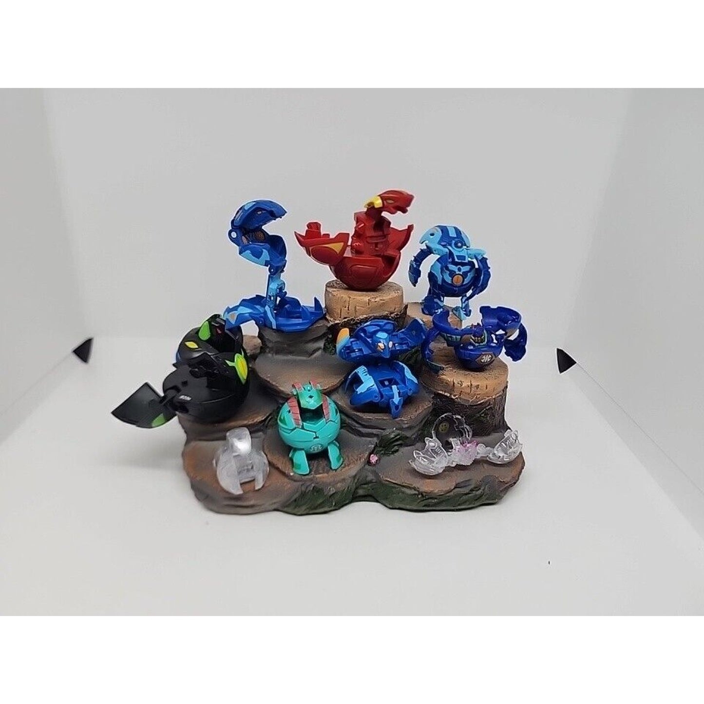 Lot of 9 Bakugan Battle Brawlers Transforming Toys Mini Figures