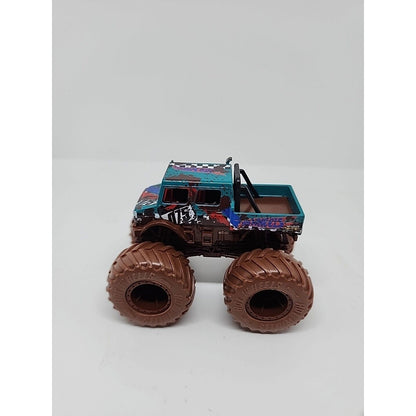 Hot Wheels Monster Trucks Off Road Race Mercedes Unimog Mattel Muddy Truck