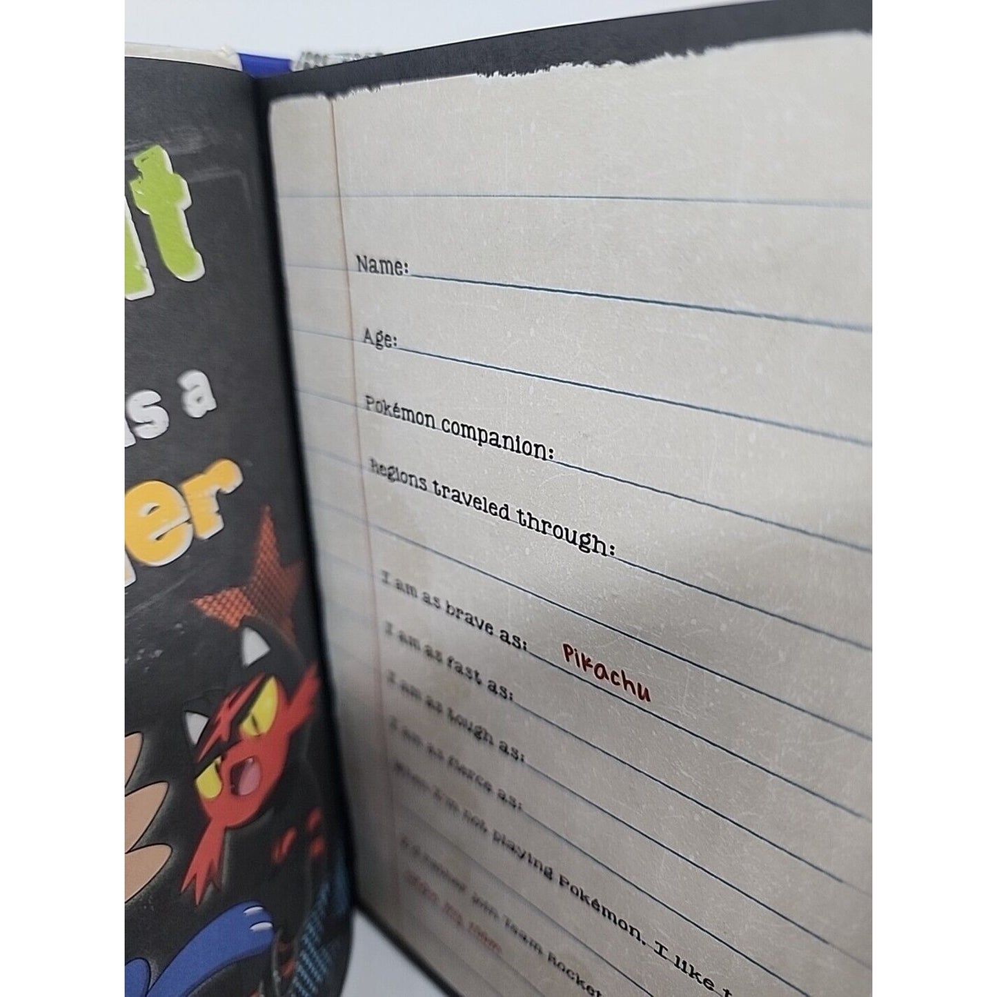 2018 Rare Scholastic Pokémon Trainer's Notebook Interactive Quest Log Journal