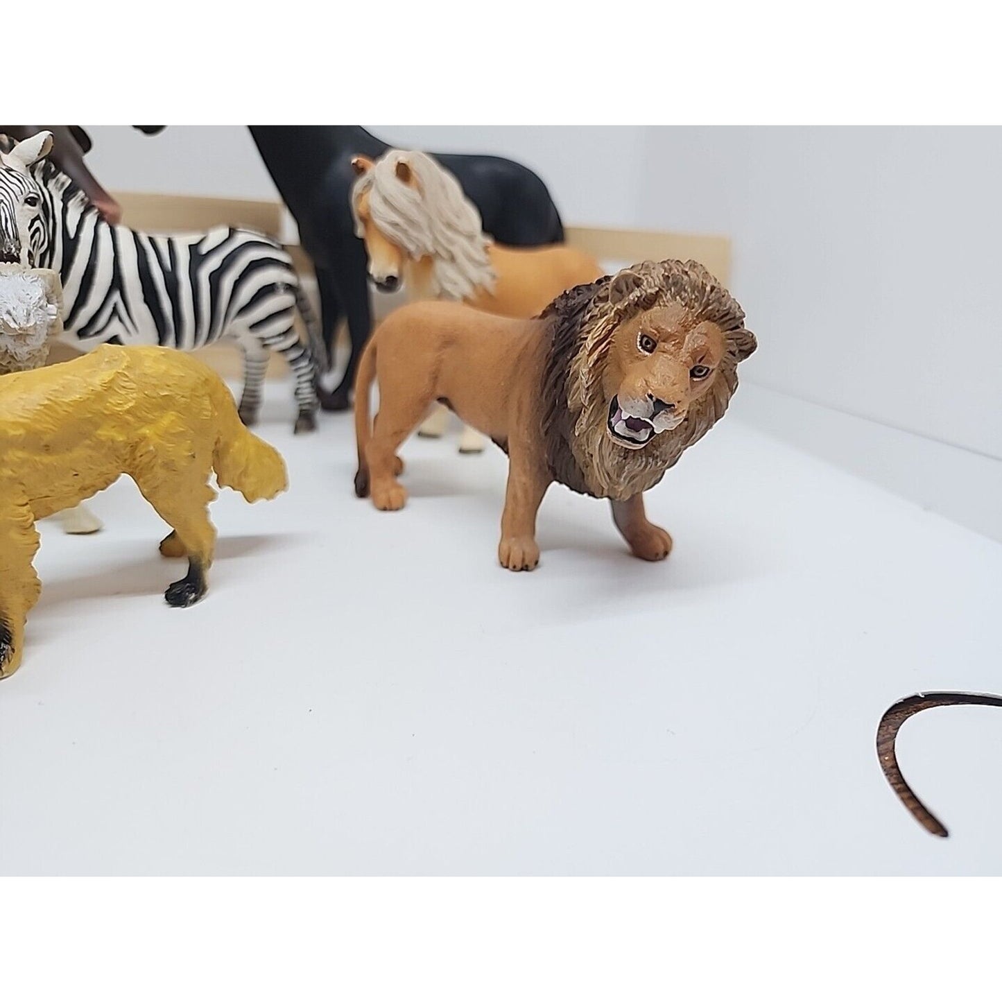 Schleich animal x 5 & 5 Other Farm Animal And A Lion