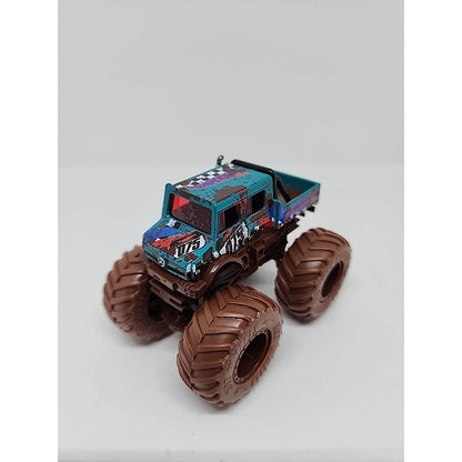 Hot Wheels Monster Trucks Off Road Race Mercedes Unimog Mattel Muddy Truck